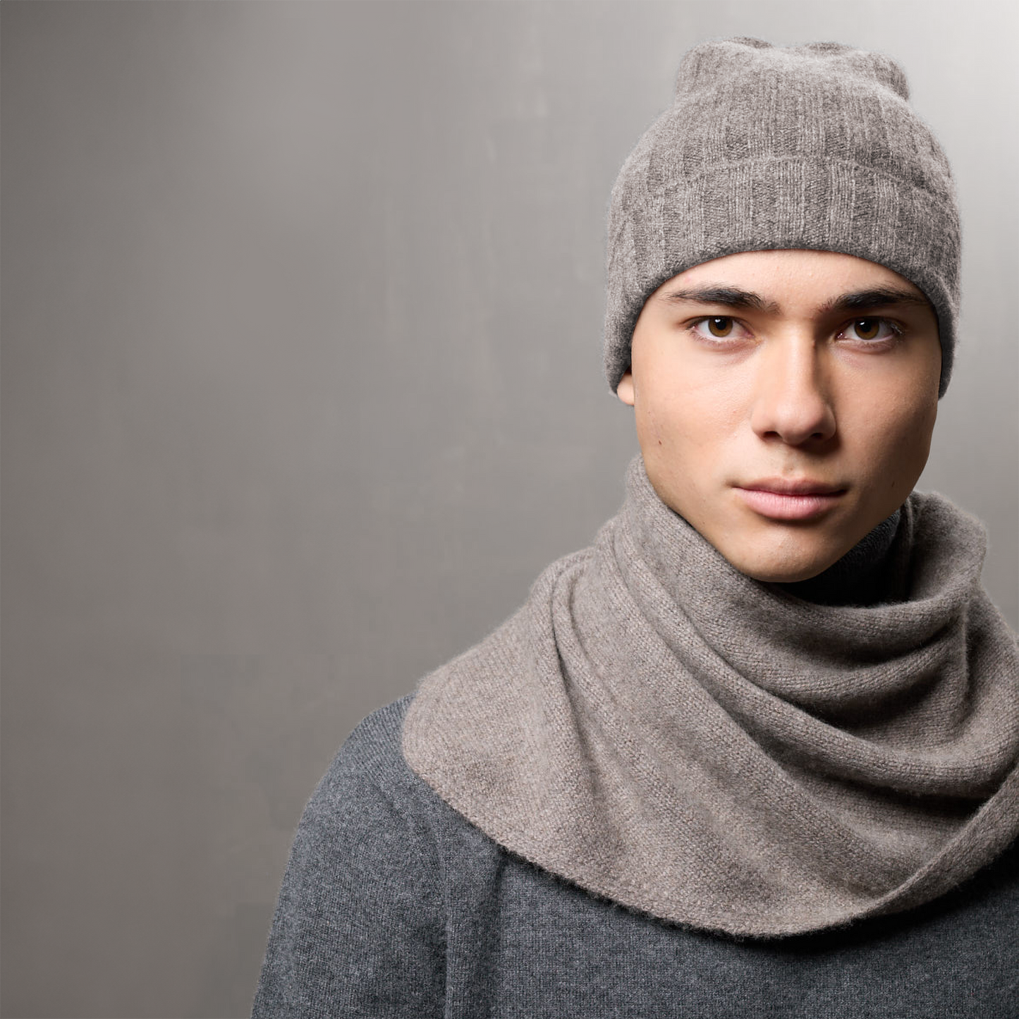 MA71 Cashmere Beanie by Mawei, grey-brown, MA81 Cashmere Scarf, front view, male model.