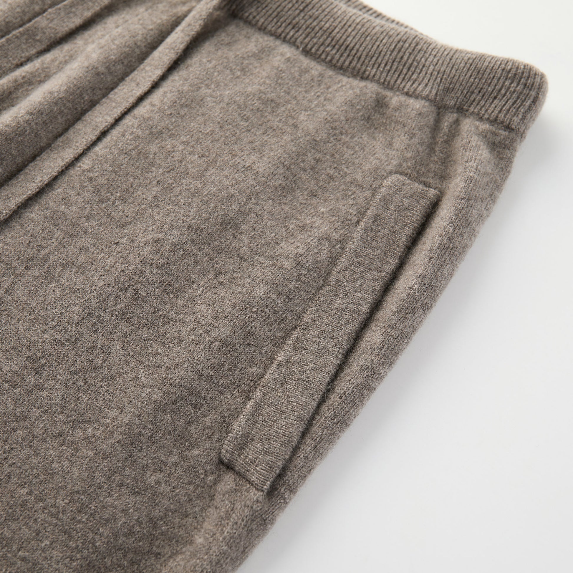 MA44 Cashmere Trousers with pockets by Mawei, grey brown, close-up, pocket details