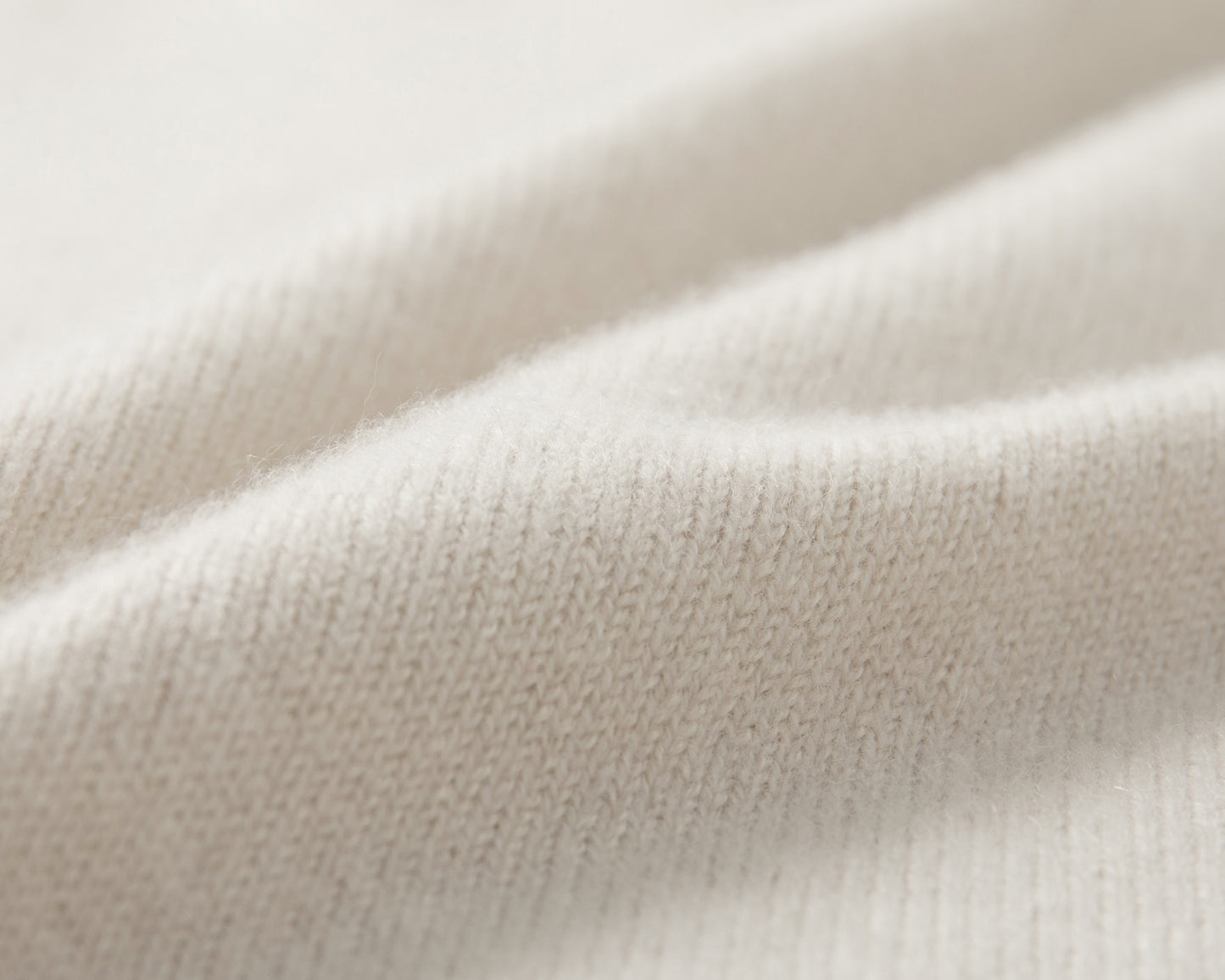 MA50 CASHMERE SADDLE SLEEVE SWEATER