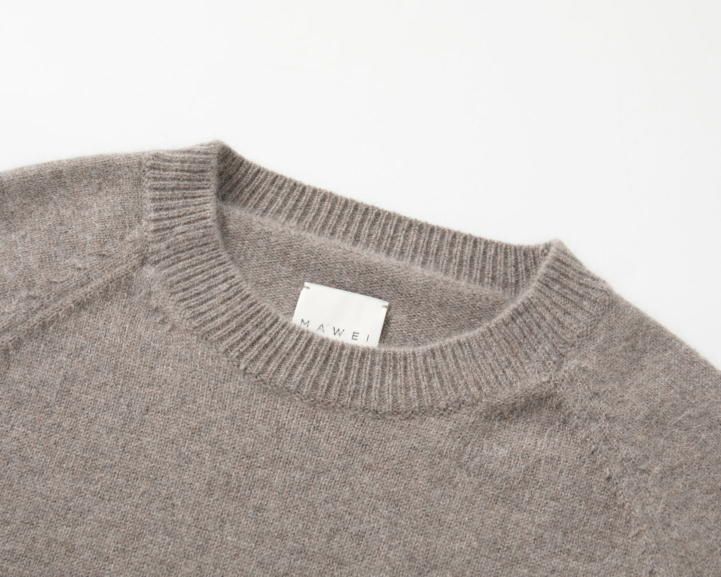 MA50 CASHMERE SADDLE SLEEVE SWEATER