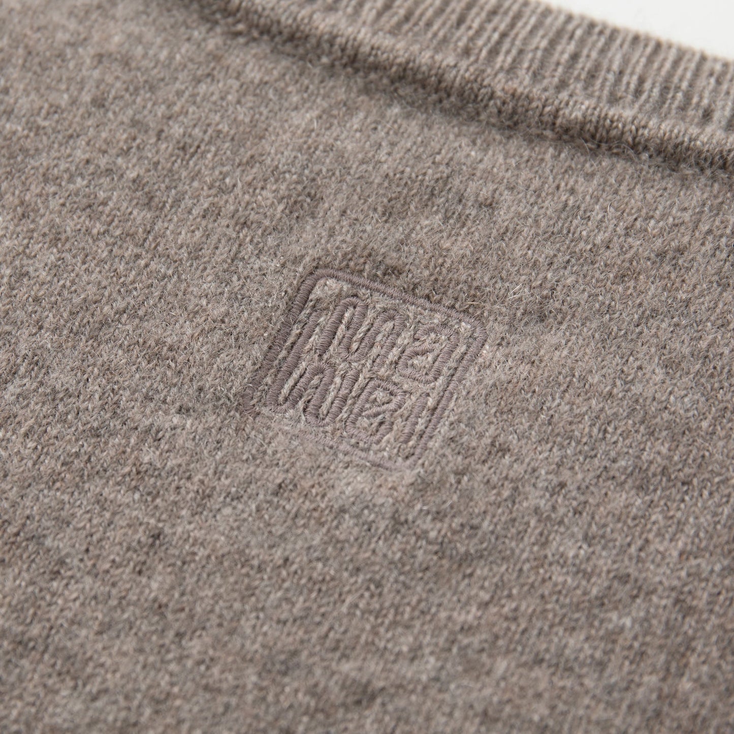 MA03 CASHMERE SHORT SLEEVE CREWNECK SWEATER