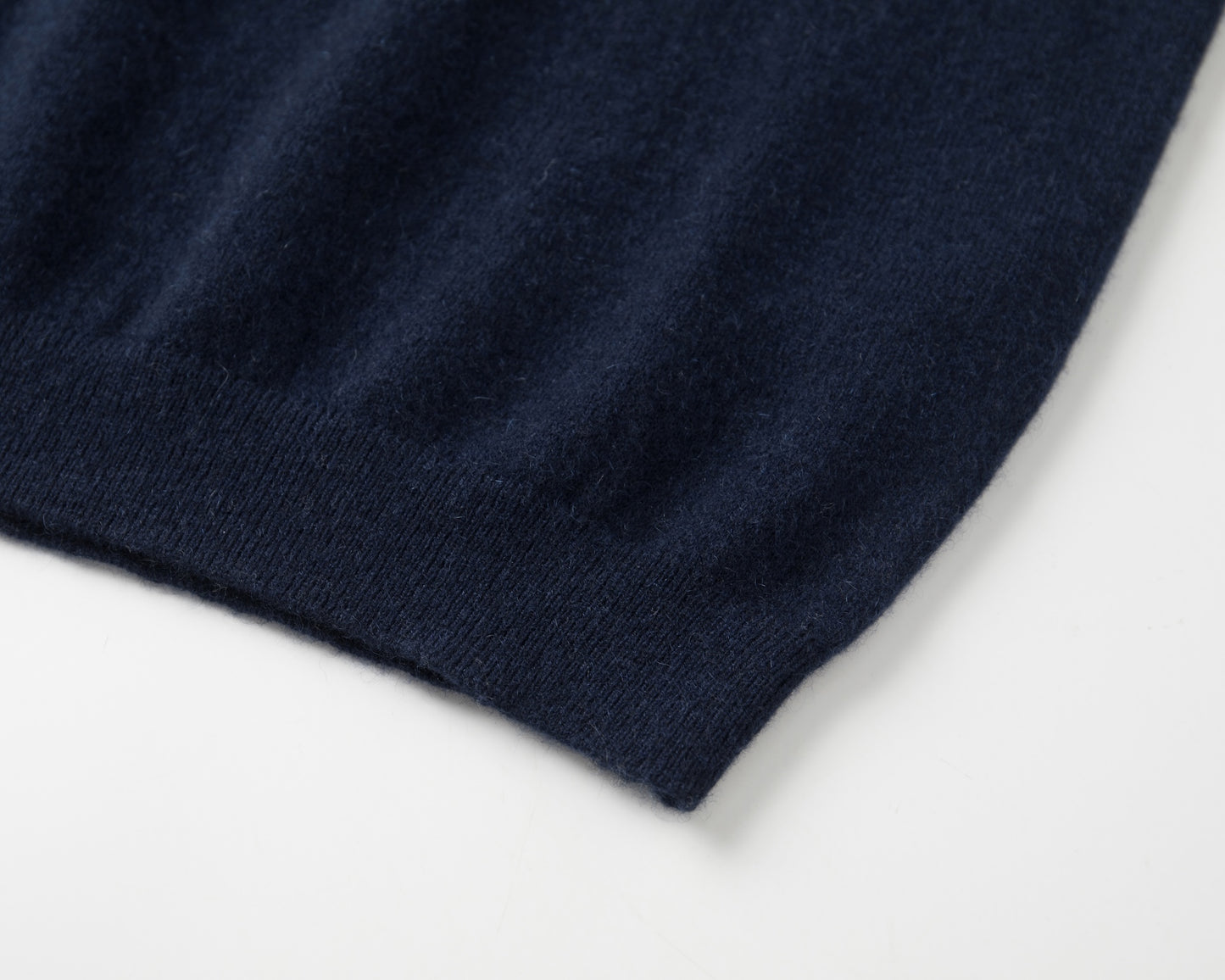 MA14 SHORT SLEEVE TURTLENECK CASHMERE SWEATER