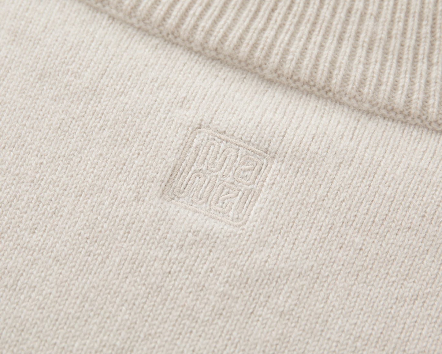MA53 CASHMERE SHORT SLEEVE TURTLENECK OVERSIZE