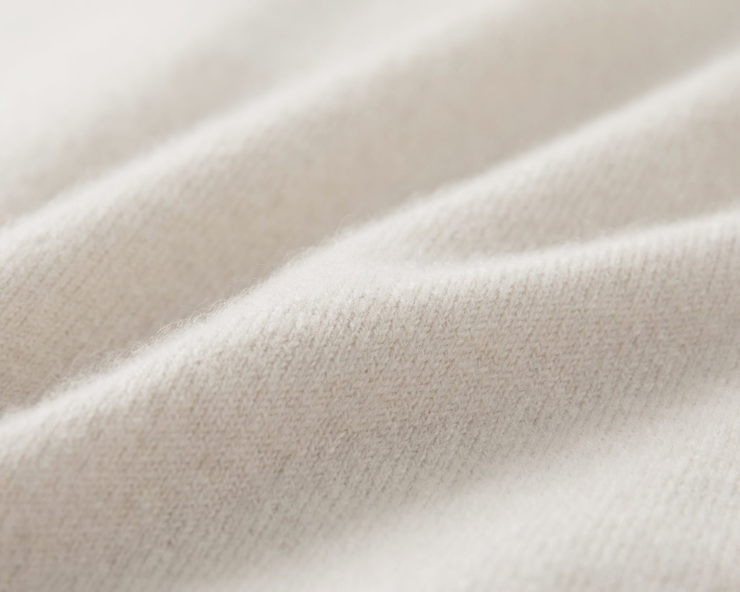 MA14 SHORT SLEEVE TURTLENECK CASHMERE SWEATER