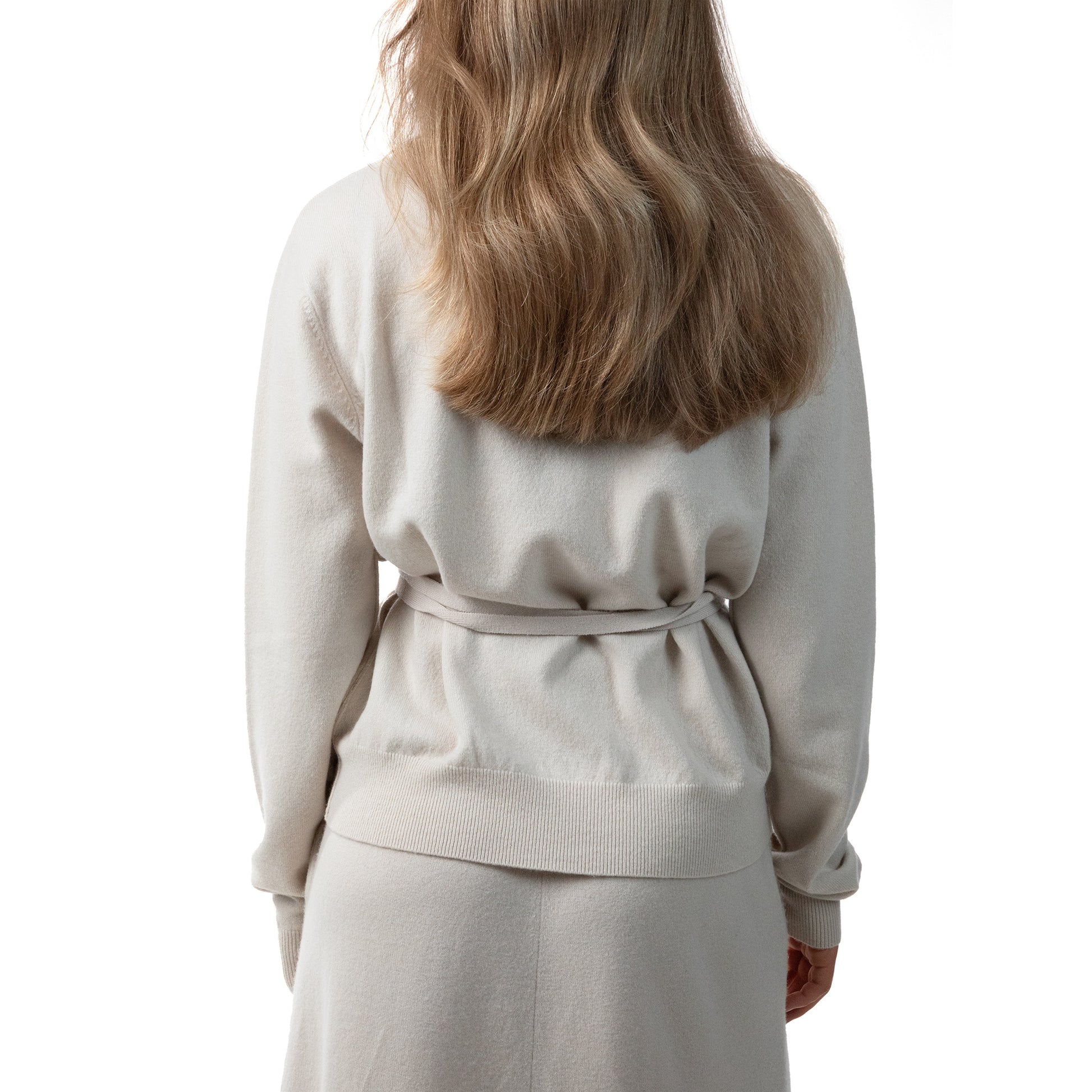 MA22 Cashmere Crewneck Sweater, MA91 Cashmere Ribbon by Mawei, off white, female model, back view.