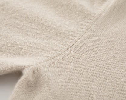 MA07 Short Sleeve Oversized Cashmere  Crewneck  Sweater by Mawei, offwhite,   knitting details close up