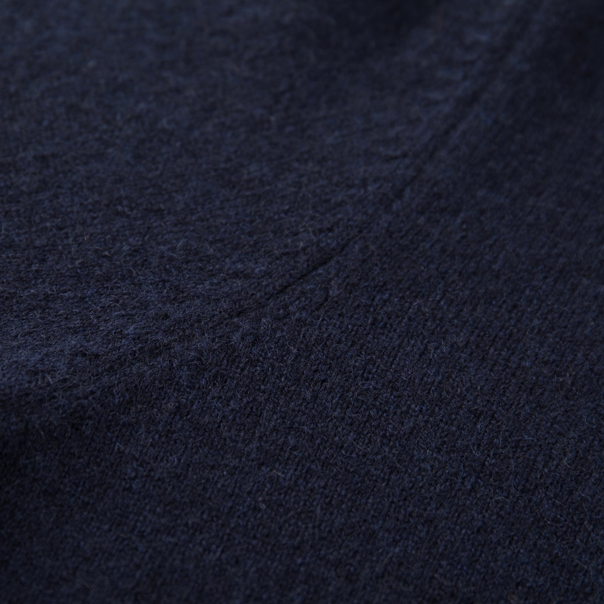 MA09 Cashmere Short Sleeve Polo Sweater by Mawei, red, knitting details close up