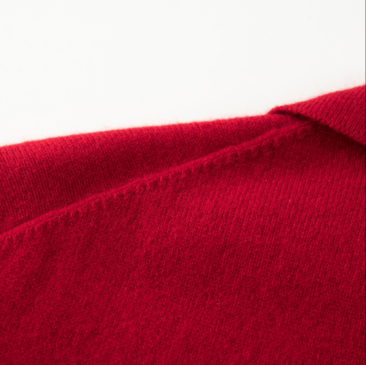 MA09 Cashmere Short Sleeve Polo Sweater by Mawei, red, shoulder knitting details,  back view.