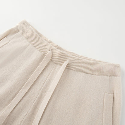 MA44 Cashmere Trousers with pockets by Mawei, off white, string, pockets, waist rib close-up.