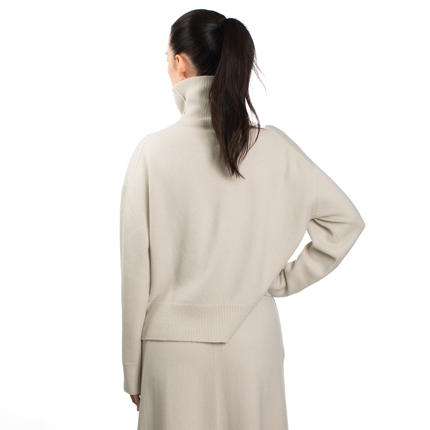 MA51 CASHMERE HIGH NECK SWEATER
