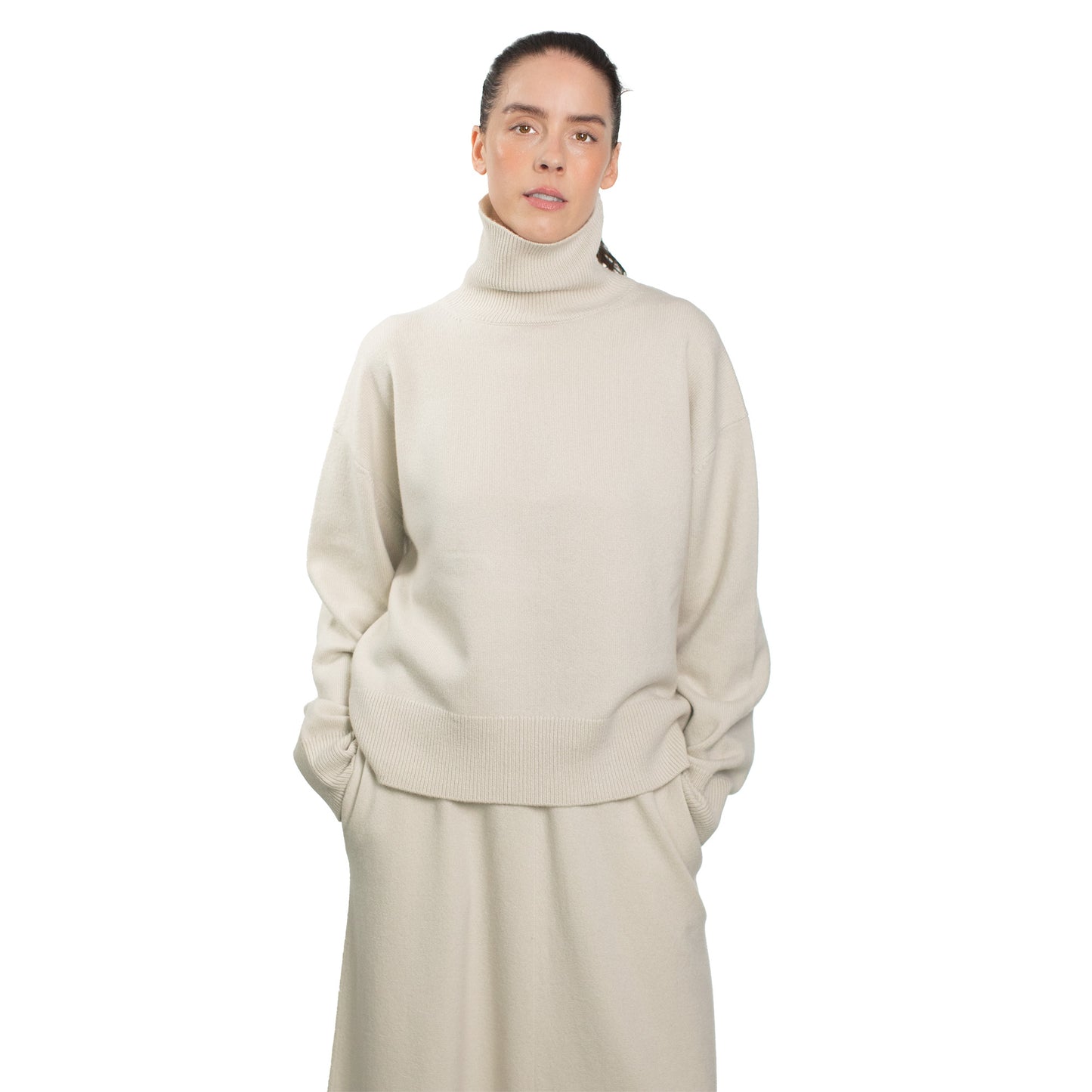 MA51 CASHMERE HIGH NECK SWEATER