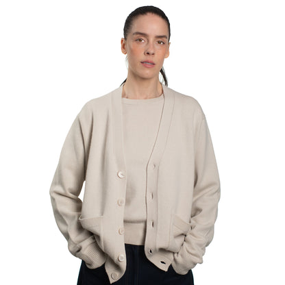 MA52 CASHMERE V NECK CARDIGAN
